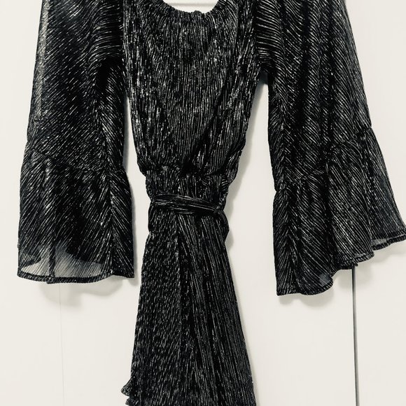 Lush Metallic Off-the-Shoulder Romper - Picture 6 of 6